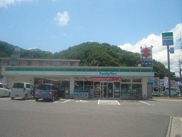 画像17:ファミリーマート鳥取丸山店まで1471m