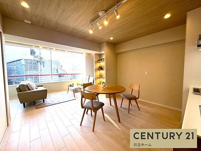 リビング/ダイニング ベイステージ元町 3階/-