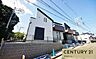 その他：《前面道路》　道路と敷地はフラットな地形です。