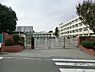 周辺：横浜市立中沢小学校まで772m