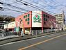周辺：Santoku 高田店まで1514m、地域に根差したスーパーマーケット。生鮮食料品も良いものが揃っています。