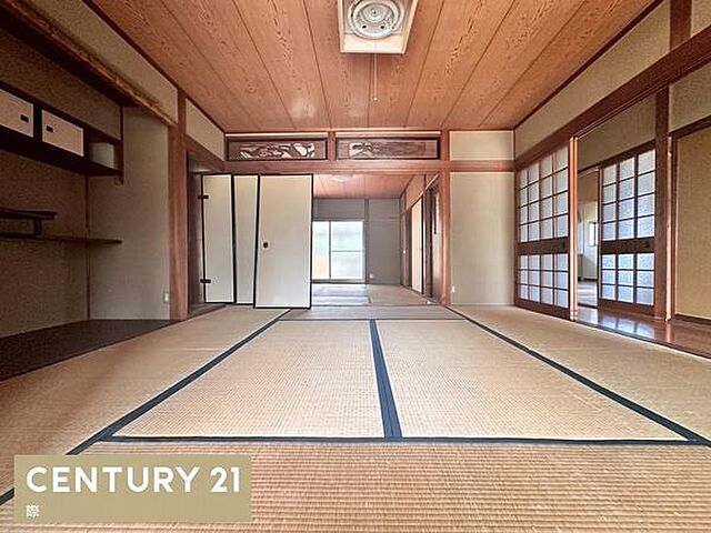 室内 和歌山市市小路