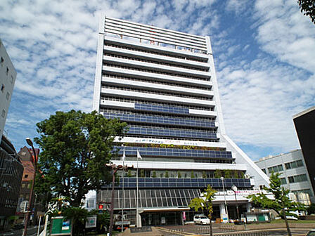 和歌山市役所まで762m