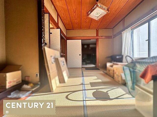 室内 和歌山市坂田