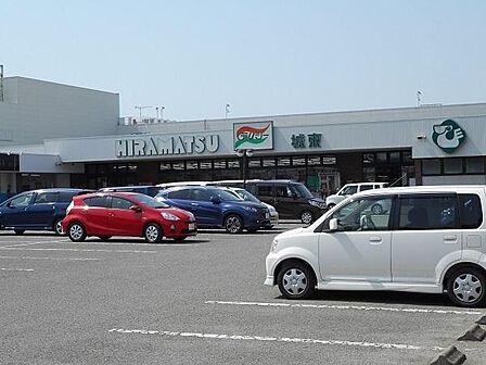 スーパーヒラマツ城東店まで774m
