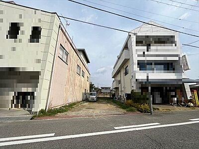 外観:奥行きのある土地です 外観:奥行きのある土地です