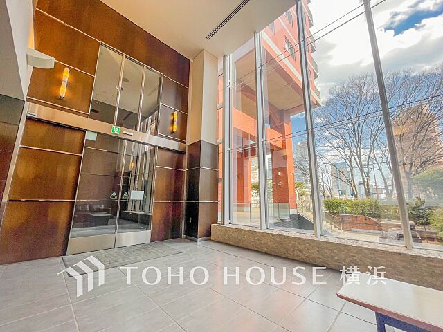 エントランス ロワール横濱レムナンツ 13階/-