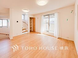 横浜市磯子区磯子2丁目　磯子駅 2SLDKのリビング/ダイニング