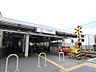 周辺：東急東横線「妙蓮寺」駅　850m　横浜駅まで所要時間約7分。木々に囲まれた池のある菊名池公園がすぐ近くにあります。   