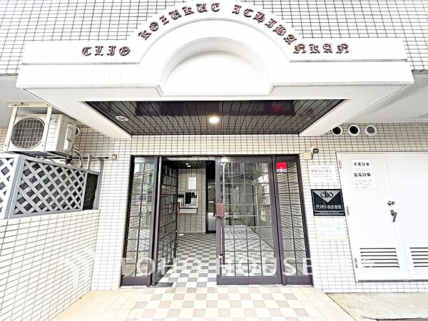 玄関を拡大表示
