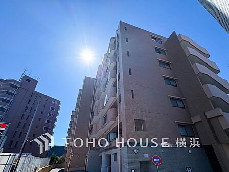 逗子海岸へも歩け（約780m）、自然を感じられます。