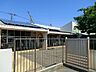 周辺：岸根こども園　230m　水と緑豊かな岸根公園に隣接しており、子供たちはいつでも自然と触れ合うことができます。   
