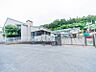 周辺：しみずがおか幼稚園　900m　1960年に創立された歴史ある幼稚園。プレスクール『ひよこの城』があるのも魅力です。 