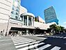 周辺：上大岡駅 （京急線・ブルーライン）　1040m　「快特」停車駅。直通で横浜へ1駅8分・品川へ4駅26分。羽田空港へも快適アクセス。 