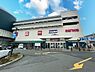 周辺：sanwa本牧店　600m　本牧フロント内にあるスーパー。食卓を彩る新鮮で品質の良い食品が魅力。日々のお買い物に便利。 