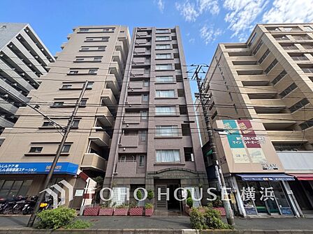 表現された空間は豊かな光と風を纏い、暮らしの時間を豊かにしてくれます。
