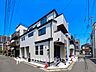 玄関：お住まいの顔となる玄関。住まう方のプライドを満たすクオリティを備えています。 