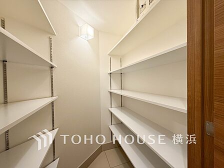 たっぷりとした収納スペース。荷物の多いご家族も安心です。