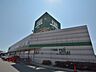 周辺：Fuji橋戸店　1100m　深夜遅くまで営業、お帰りが遅い方も利用できます。100円ショップやドラッグストアもあります。 