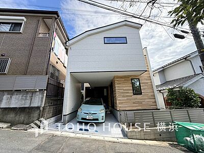 外観:表現された空間は豊かな光と風を纏い、暮らしの時間を豊かにしてくれます。 外観:表現された空間は豊かな光と風を纏い、暮らしの時間を豊かにしてくれます。