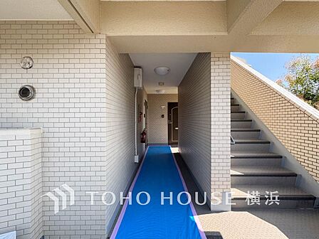 マンション内は清潔感があり、行き届いた管理体制がうかがえます。