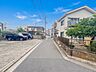 外観：生活利便に優れた住環境に立地し、ゆとりある生活が送れます。