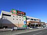 周辺：ライフ戸塚汲沢店　500m　1Fにはスーパー「ライフ」。2Fにホームセンター「コーナン」。駐車場276台完備。 