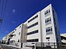 周辺：横浜市立原中学校　1000m　徒歩13分。部活などで帰りが遅くなっても安心の距離です。 