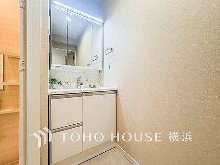 ご家族の1日が始まり、1日の終わりを締めくくる洗面空間。