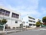 周辺：横浜市立東永谷中学校　700m　徒歩9分。部活などで帰りが遅くなっても安心の距離感です。 