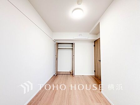 収納スペースもあり、生活しやすい居住スペースです。