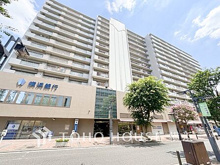 時間のゆとりと空間、爽やかな陽光がもたらす光と風を贅沢なまでに感じる暮らしが始まります。