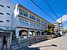 周辺：横浜市立老松中学校　1500m　徒歩19分。中学生の体力づくりにはぴったりの距離かもしれませんね。 