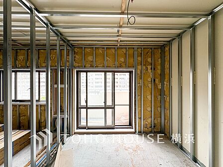 新規リノベーション工事進行中です。快適な住空間へ生まれ変わります。（2026年8月撮影）