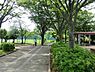 周辺：六浦大道公園　750m　サッカーや野球のできるグラウンドがあります。翠溢れる街のオアシスとして、近隣の方に愛されています。 