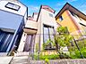 外観：通風・採光にも優れ、心地よい光と風が溢れています。
