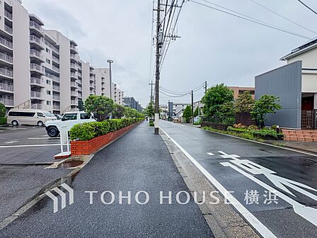 子育て環境、生活利便に優れた住環境に立地し、ゆとりある生活が送れます。