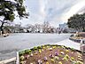 周辺：浜松町公園　30m　マンション隣接の公園。大きな桜の木に囲まれた公園です。お子様が楽しめる遊具が揃っています。 