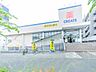 周辺：クリエイトエス・ディー青葉桜台店　1200m　お薬や日用品はもちろん、冷蔵食品・冷凍食品・精肉・お酒などをお手ごろ価格で取り揃える頼もしいお店。 