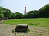 周辺：葛ケ谷公園　600m　緑道ささぶねのみちに沿って作られた大型公園。運動広場、日本最大のシャッフルボード場などがあります。 
