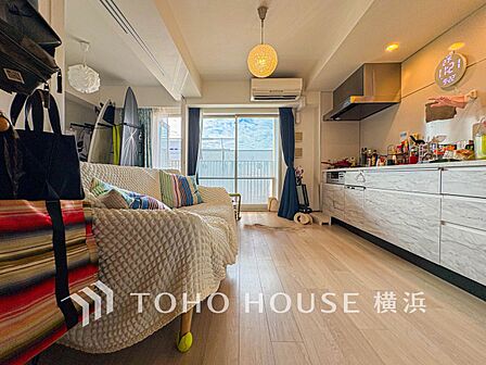 家族と過ごす時間を大切にしたい方にぴったりの明るくゆとりある住空間です。