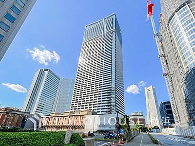 外観：流行に左右されず、将来にわたって価値が継続する「上質」な佇まい。