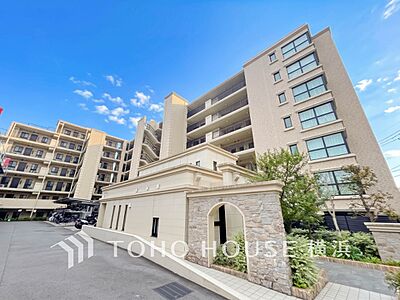外観：流行に左右されず、将来にわたって価値が継続する「上質」な佇まい。