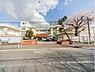 周辺：横浜市立万騎が原中学校　450m　徒歩6分。部活などで帰りが遅くなっても安心の距離です。 