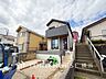 駐車場：十分な広さのカースペースは、お車2台分の広さがあります。
