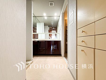ご家族の1日が始まり、1日の終わりを締めくくる洗面空間。
