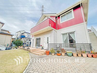 外観:時間のゆとりと空間、爽やかな陽光がもたらす光と風を贅沢なまでに感じる暮らしが始まります。 外観:時間のゆとりと空間、爽やかな陽光がもたらす光と風を贅沢なまでに感じる暮らしが始まります。