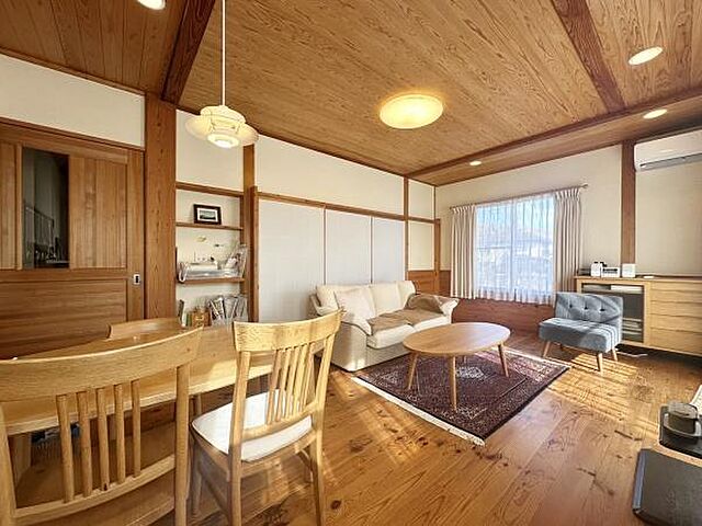 リビング/ダイニング 八王子市楢原町