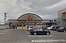 周辺：マツモトキヨシ和知川原店まで983m