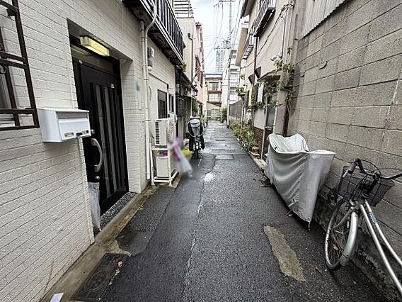 前面道路含む現...